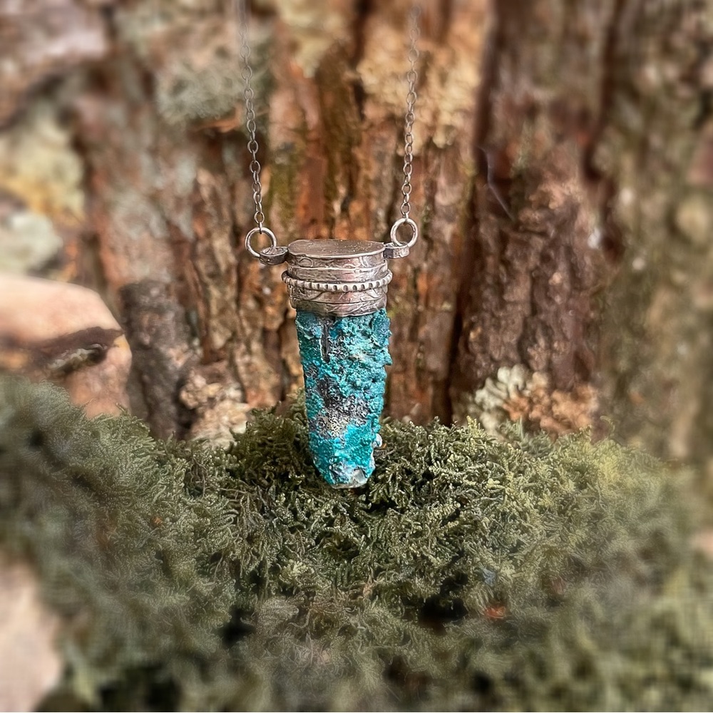 Sold🟢Chrysocolla on quartz necklace